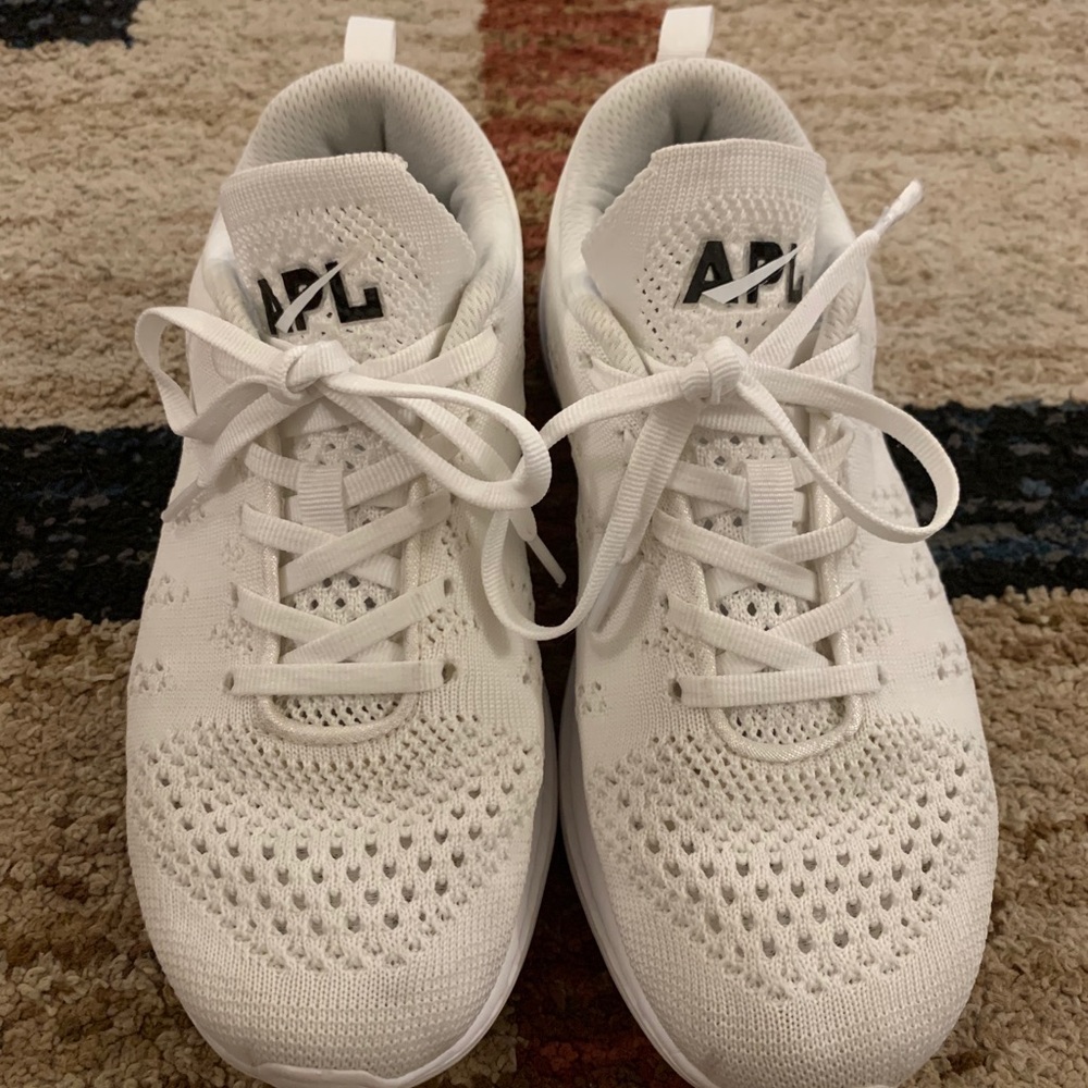 APL White Women’s Shoes size 7